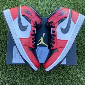 Brand New Jordan 1 Mid "Chicago Toe"